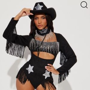 Cowgirl costume- fashion nova